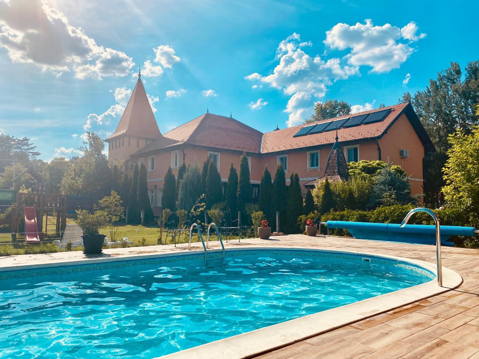 Villa Larus Палич Екстериор снимка